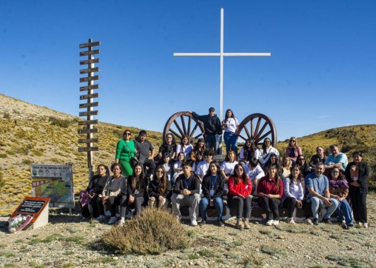 296259db0c0159558583bebfdbece581_XL