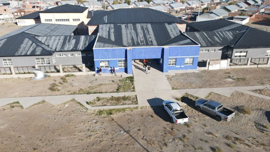 50230529ebcd21b260ae0fec99662057_XL