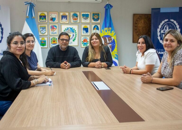 5d3cca5aed0634b7e4549133f2d58a92_XL