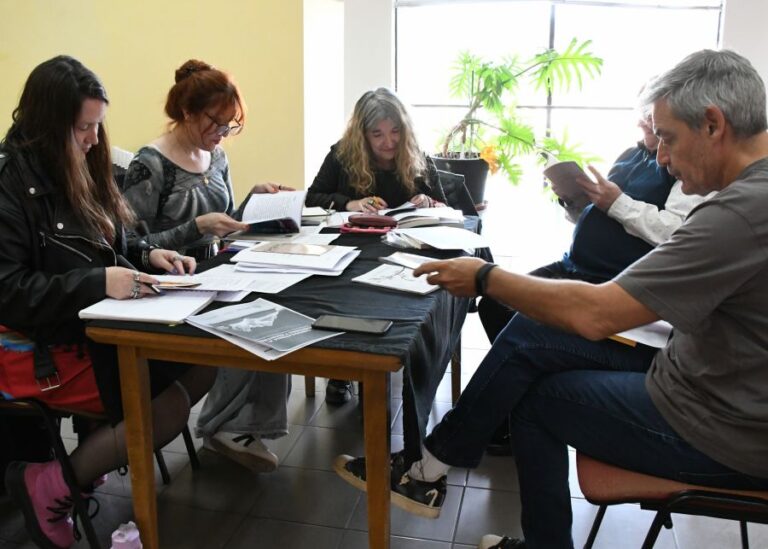 9030aa8f7aafdb5c1aa38900efd331c5_XL