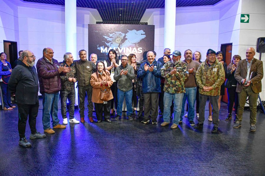 3fa075fddeac7a89e45a7f70697fe322_XL