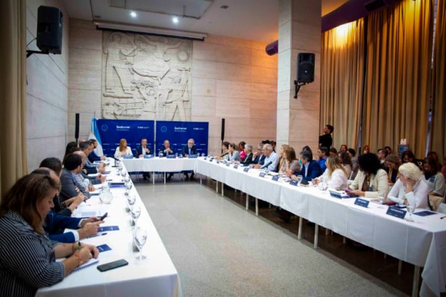 5f1a50e48992356828e23bb710e61bfe_XL