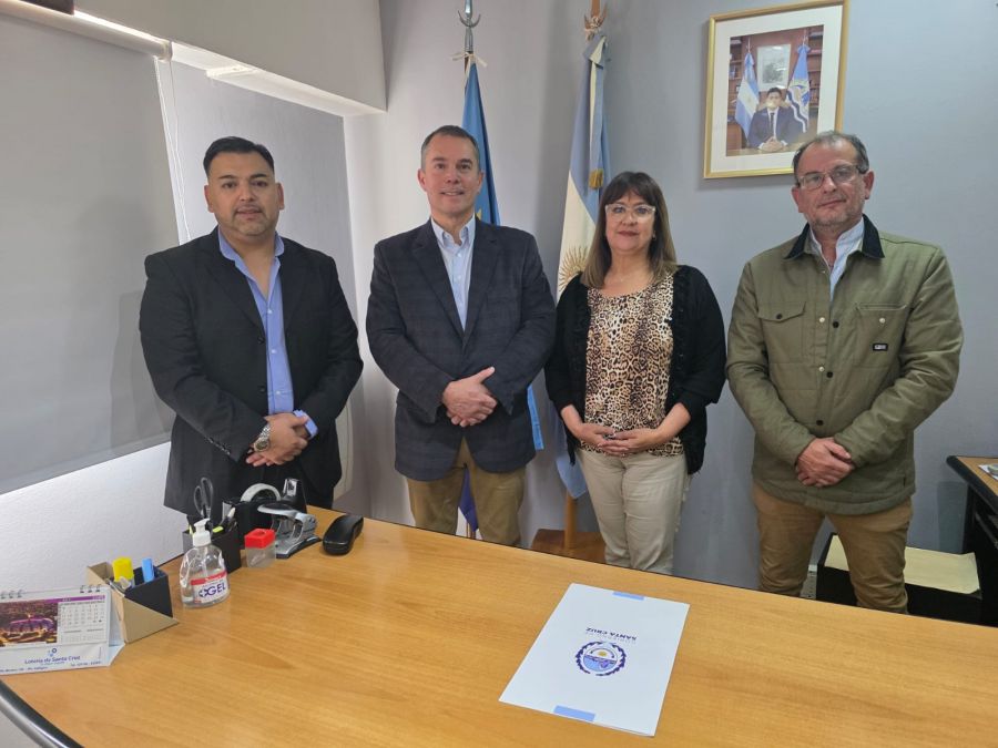 7e632d2af252b6b0b850ae88613e3f4d_XL