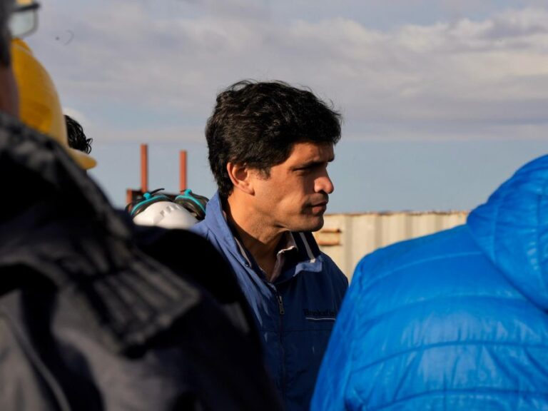 b72c48b6a2e253706b863a7efc50ce97_XL