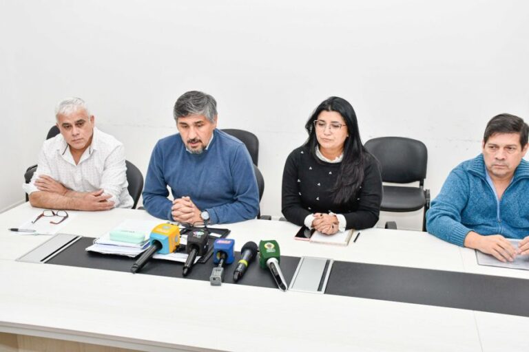 1ff411dc7f0ff1f51a170623033c23ba_XL