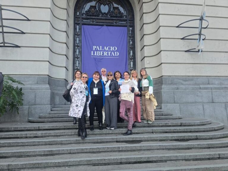 a37e3304f67916bdf70ffe46303d78fa_XL