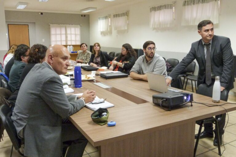 a932efaeb99e9ae3b9d70ee341832ece_XL