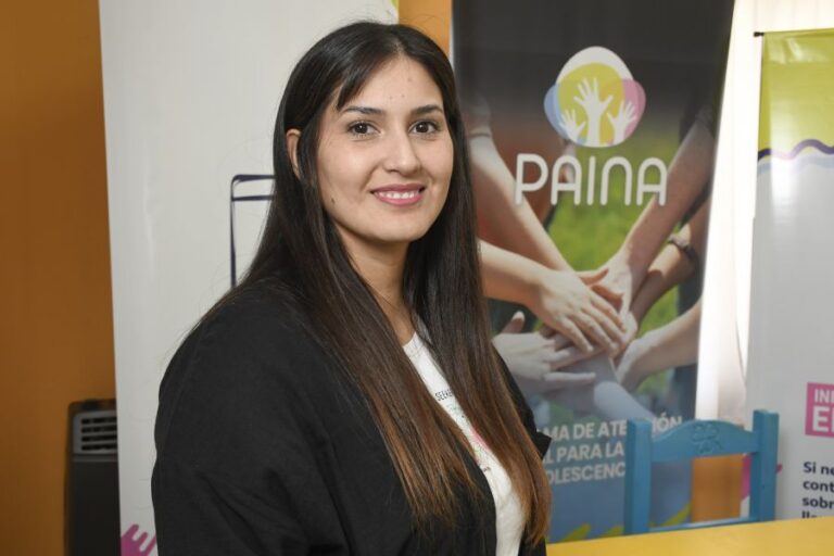 b720fe09593d06f16e678bd7be716892_XL