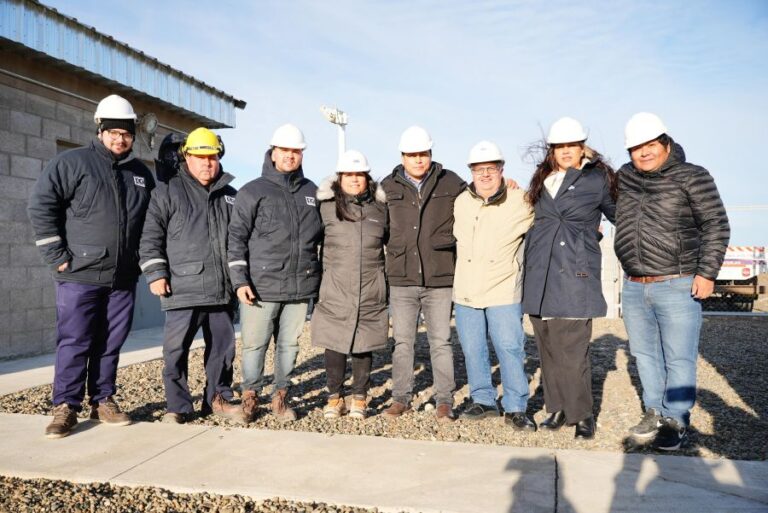 d673539c2ee8f000f17a262192e547a7_XL