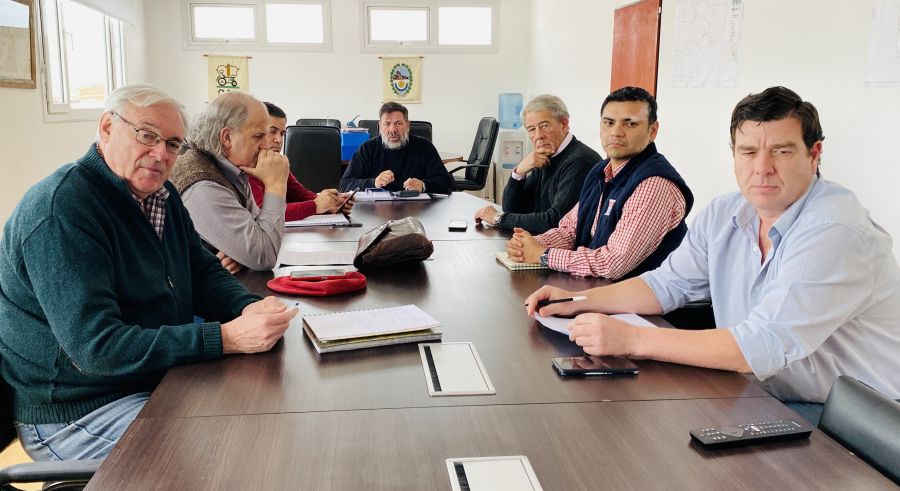 058cdef27e16e625211530d182f4e3c8_XL