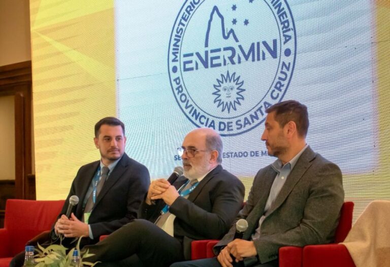 1f4b5d2fa10c549efe145f22ad97c91b_XL