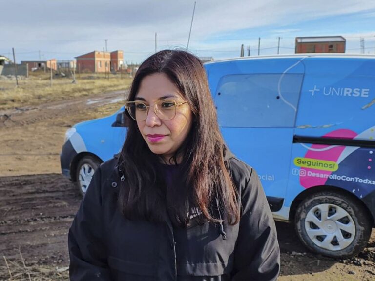 68f3bd8850dcd3eb0a89a5d03eec0af0_XL