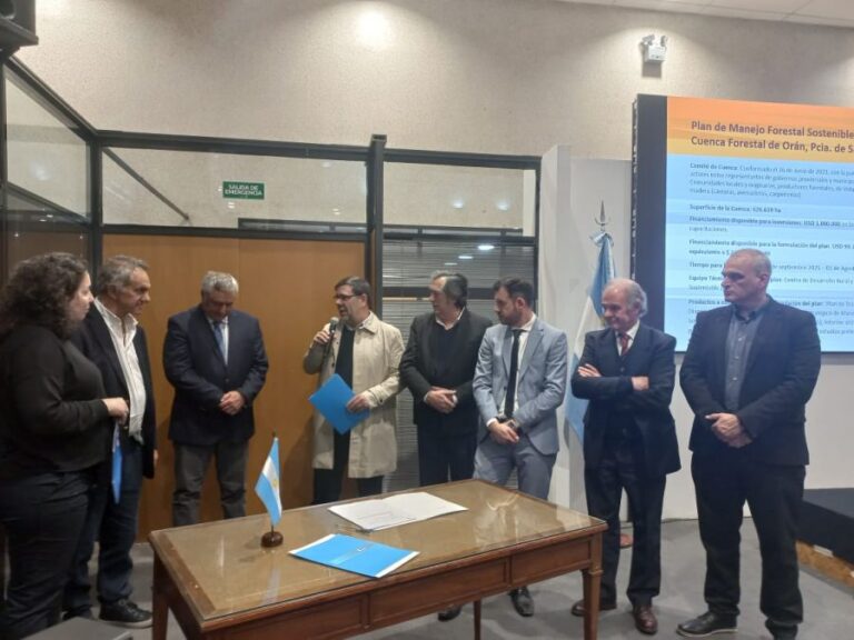 6f6bba89568e3ab26ab57db5a230e64d_XL