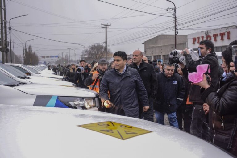 8fc286052dedabd6569397d896370f39_XL