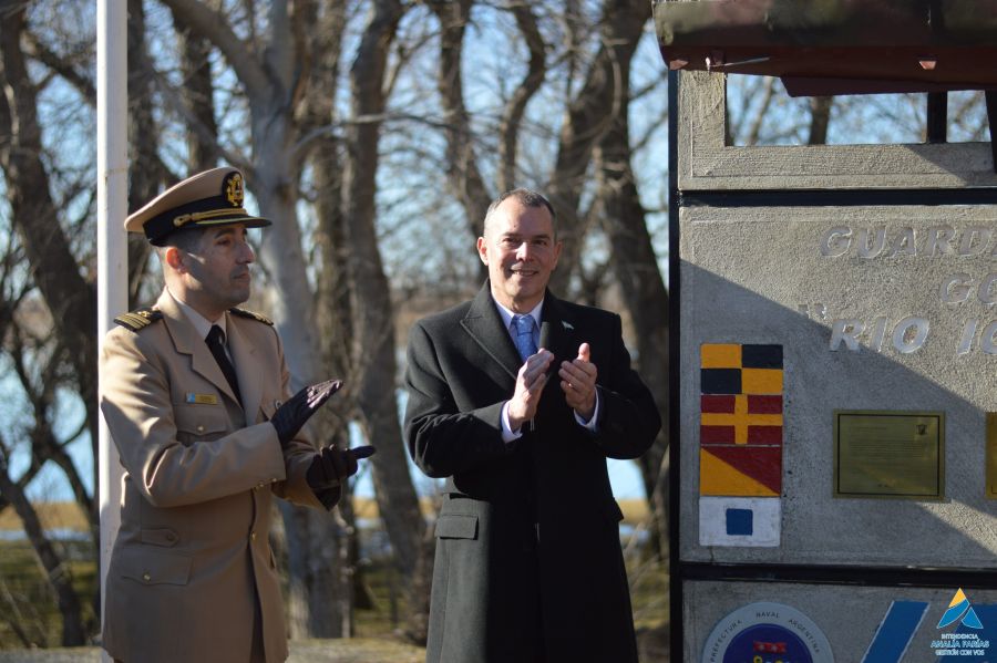 a87078beb37c37cc5be56301263879ef_XL