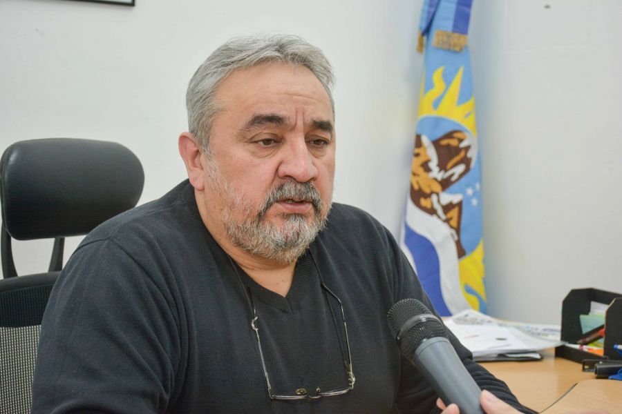 bdca5f63e0603ae83f7c301003b5eb6e_XL