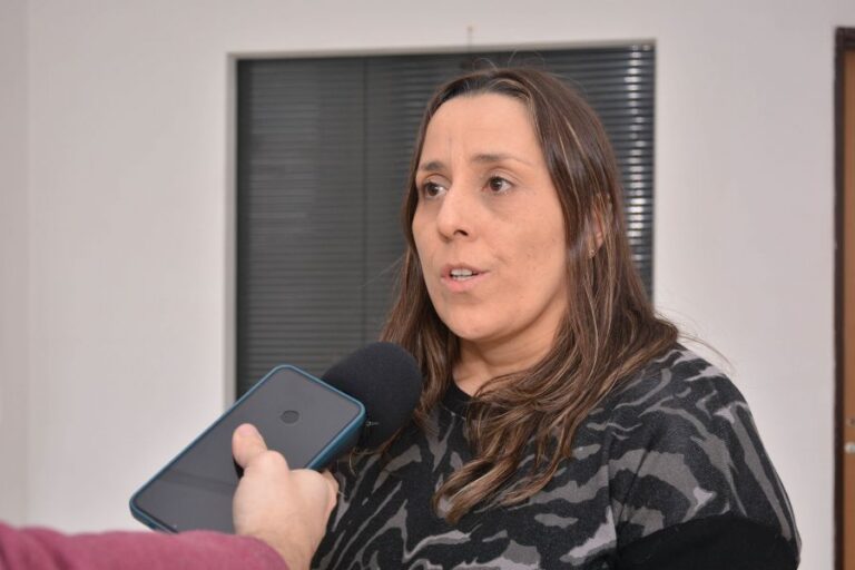 2ce8a38e4f329f34f250b5ff86b2d053_XL