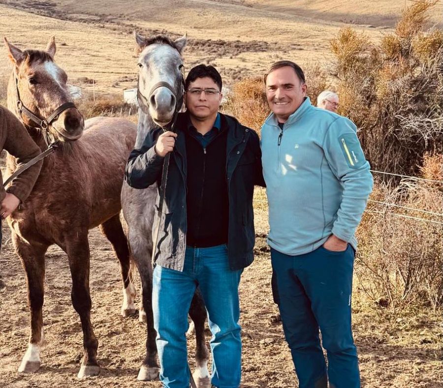 7cfd85a4fdb7dda16877e1554cc1f31d_XL