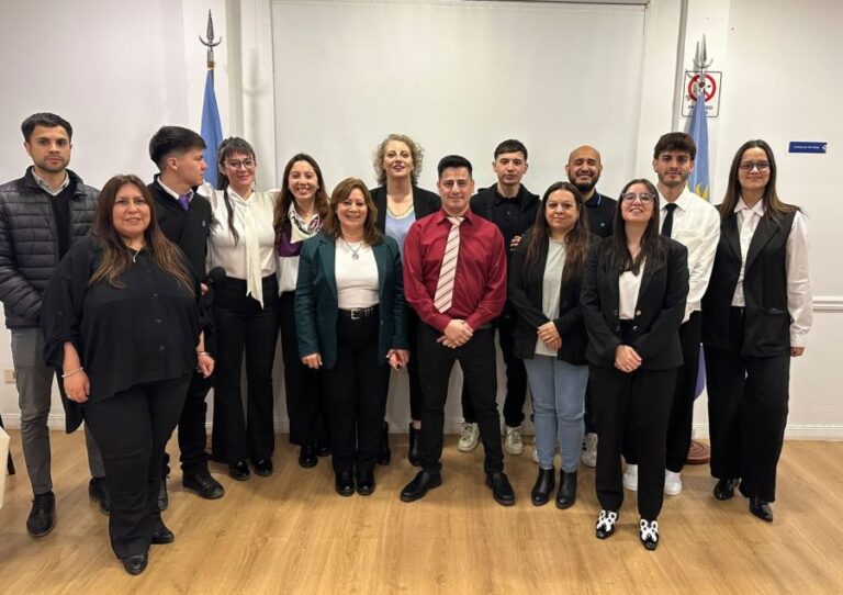 d7955ea6e4eea98c6d5f53274e48ad66_XL