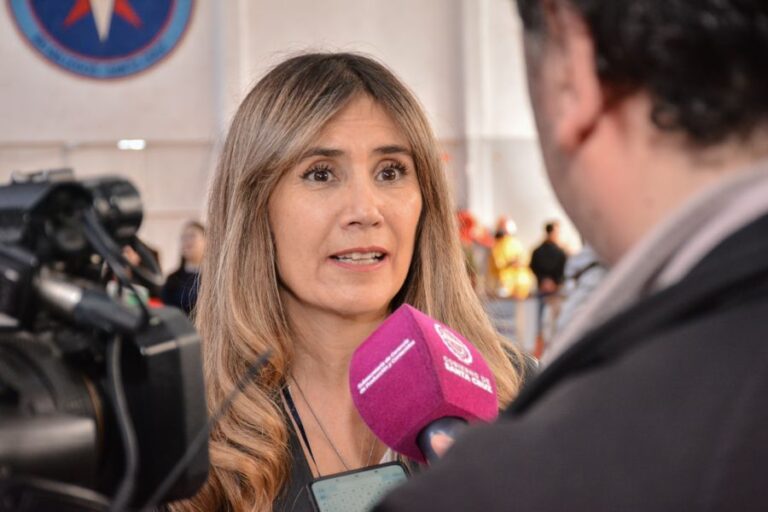 115186bc57c9f8f99e4f8c3da6e150c5_XL