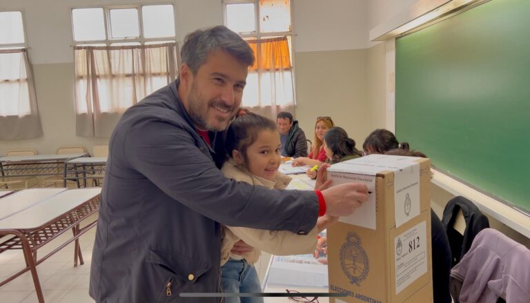 2f809f19-033b-45b1-abb6-f992d6244c3e