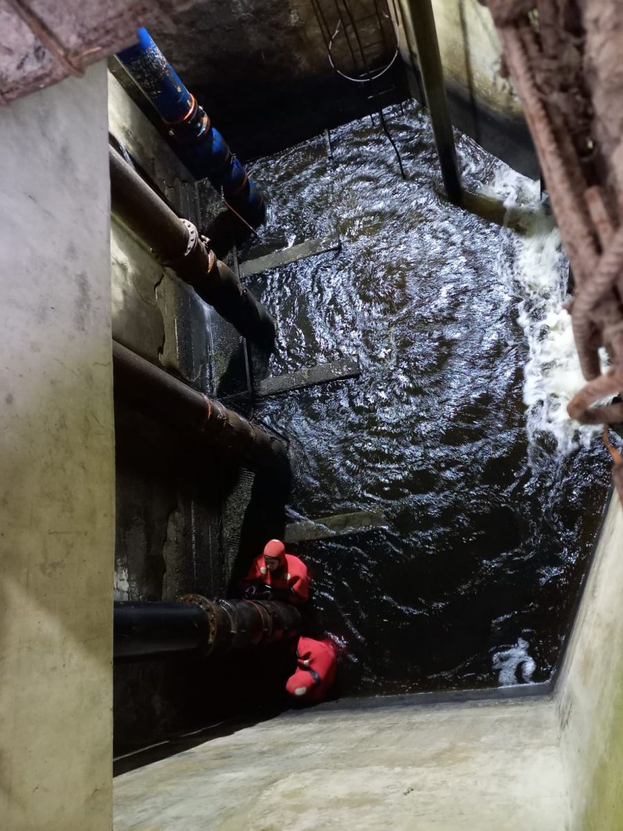 67018b80f53b9bd0dcc4f1be11449698_XL