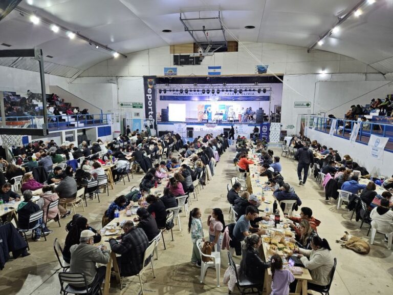 7940a894c151068e6a16d9bfc29f76e6_XL