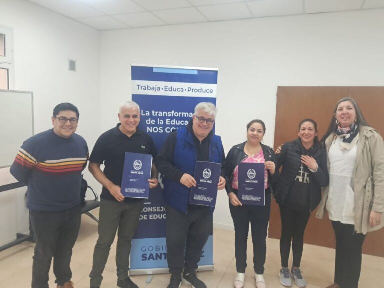 9923d59d2f2aa1d85ef09076d7b566d4_XL