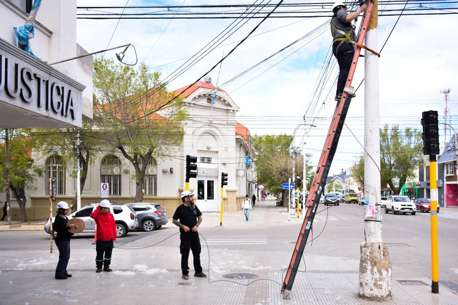 a35e02a73e55af6c81d9232cda00b5e0_XL