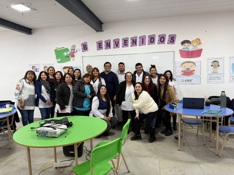 c3dc81712220215a0299b3bdb9c018ba_XL