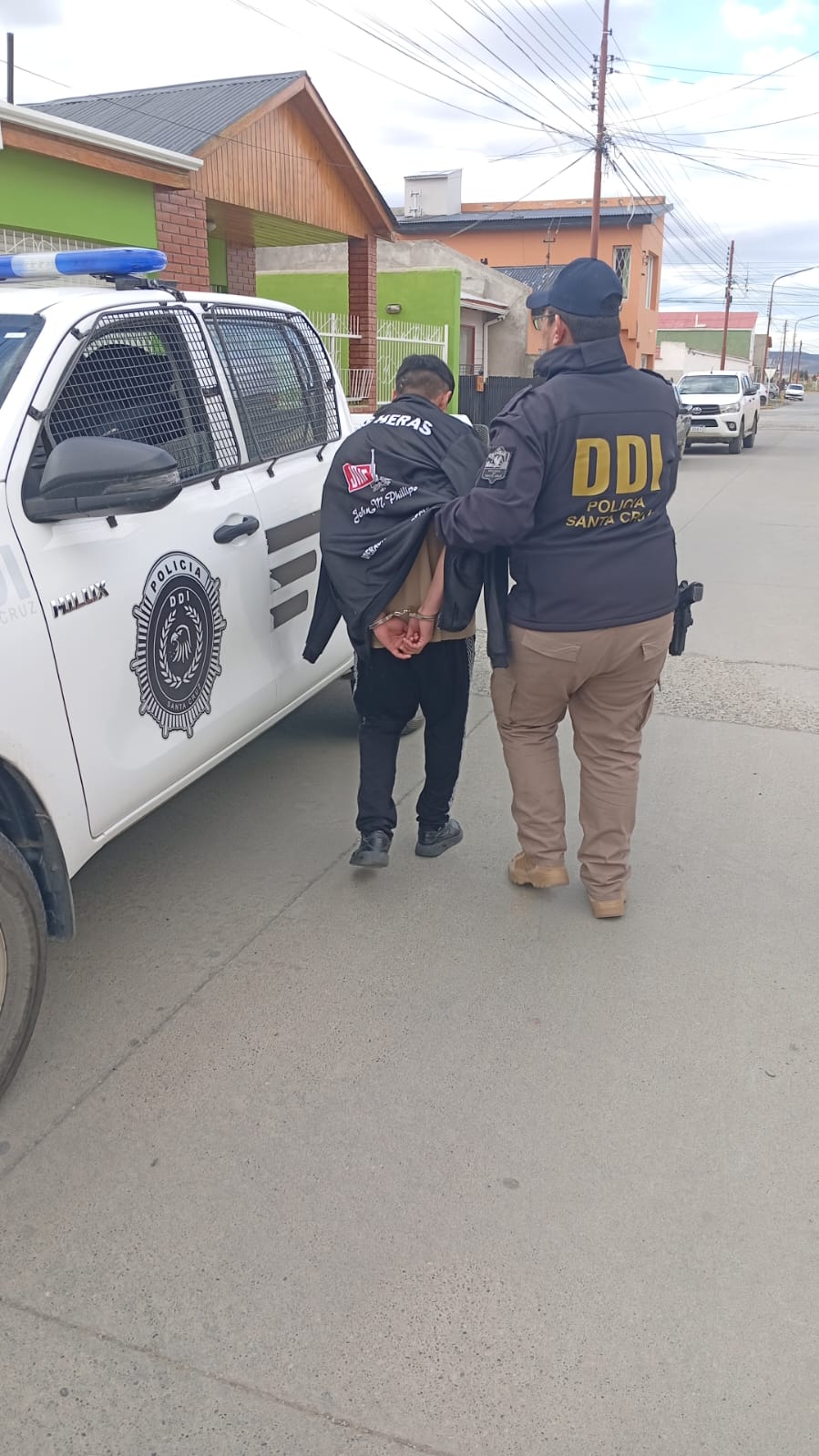 f5f5a668-cba9-44ae-b8f7-850a9f2bc41b