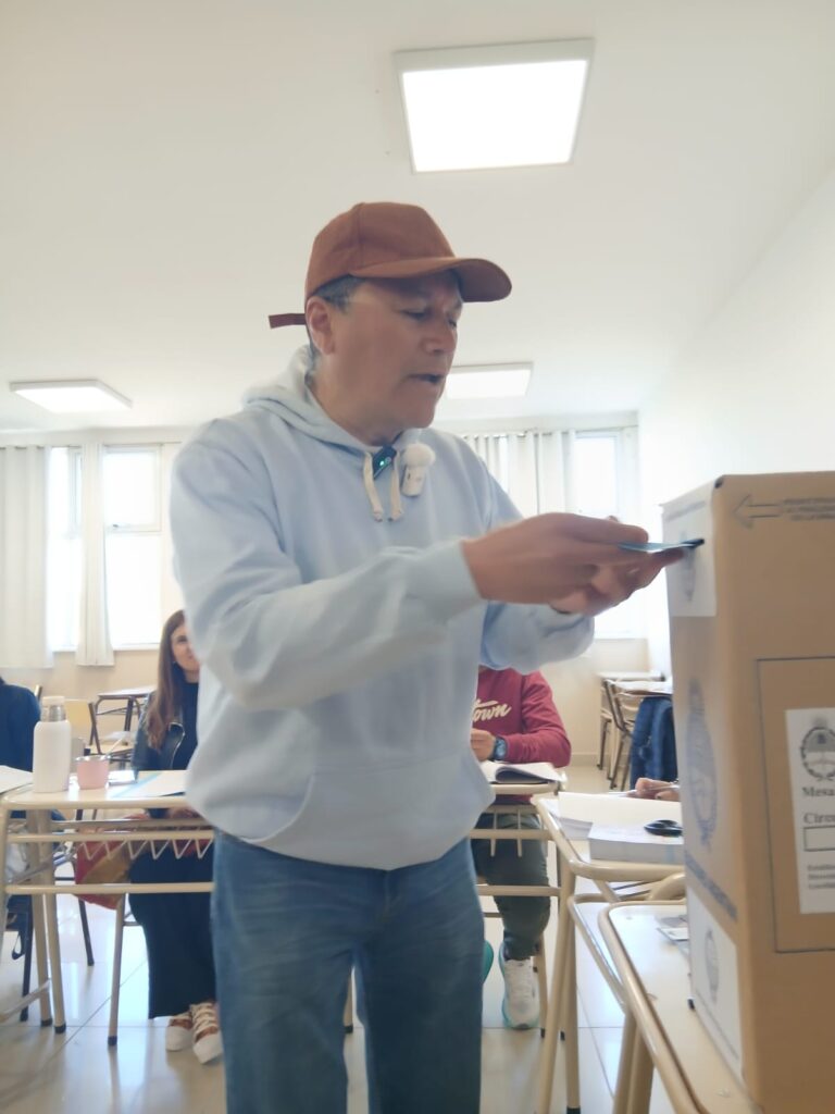 f9349c40-788e-4792-82c2-7d486ea23412