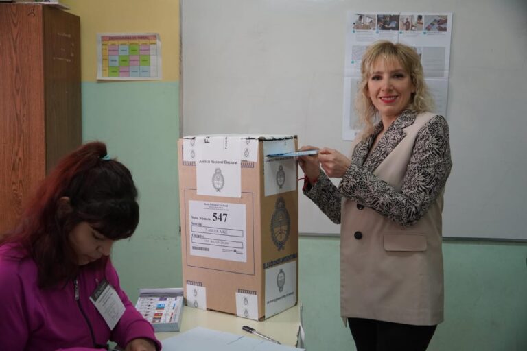 ff25aa26-05a2-4c4b-a70c-d1fe044910b1