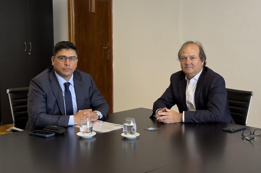 1299f384c2dcc6bd92340e9555fb43f2_XL