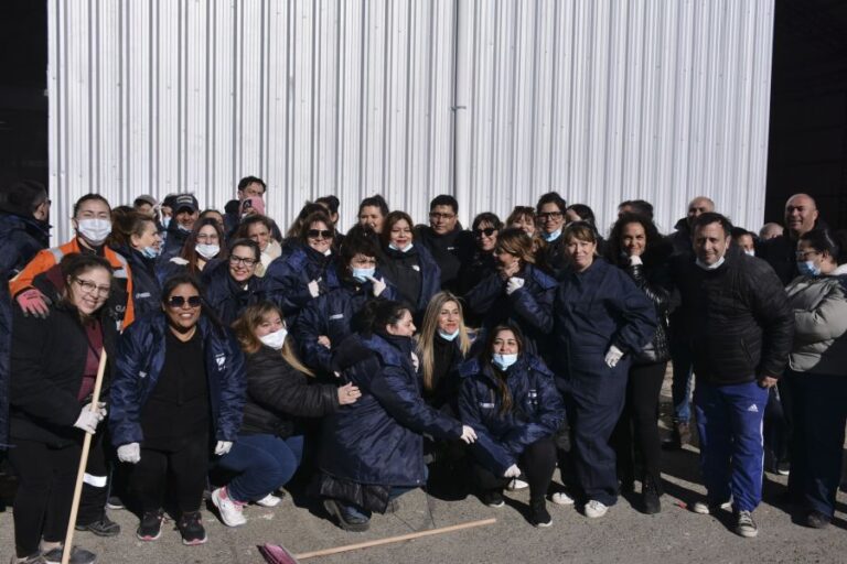 2ffe6d200f7ef5146f99cea4567af43e_XL