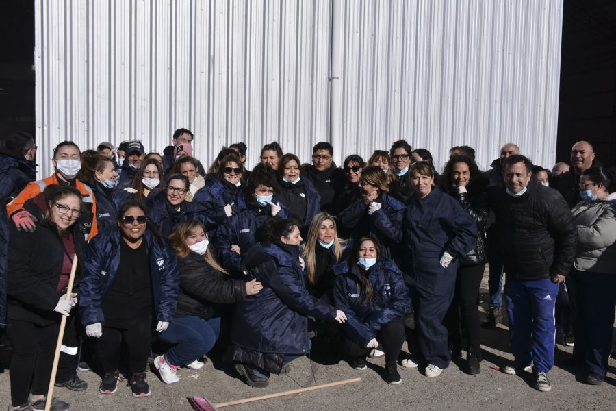 2ffe6d200f7ef5146f99cea4567af43e_XL