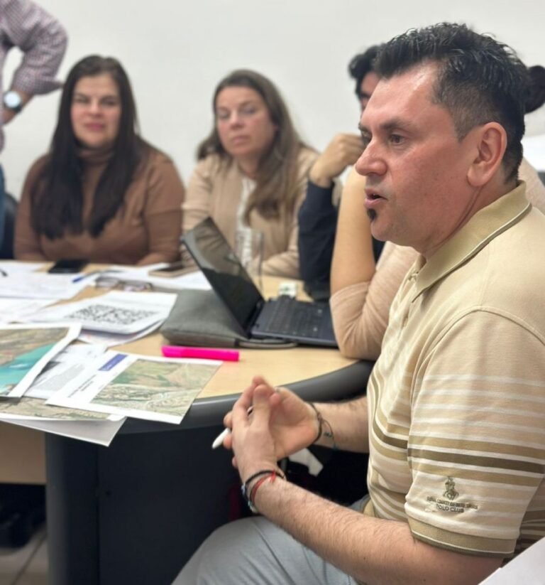 7113d27b61381873c176d2edfa15fc78_XL