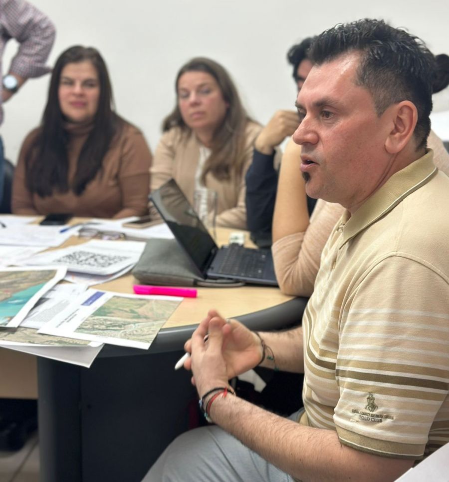 7113d27b61381873c176d2edfa15fc78_XL