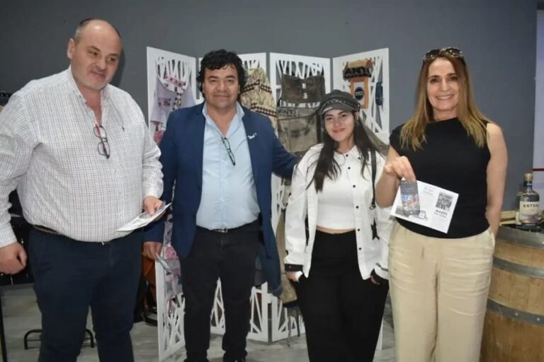 a8c5c06822fac7bd871f93dca490a624_XL