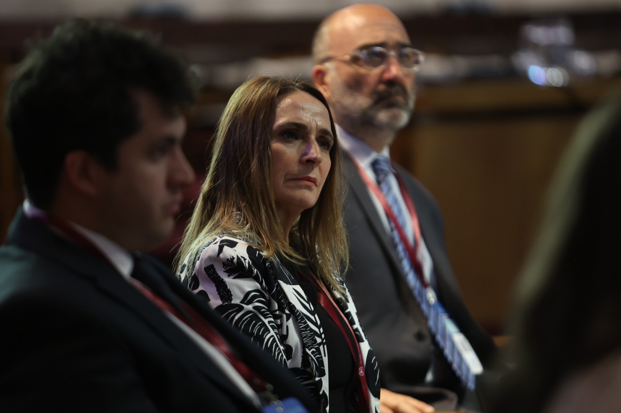 b354d2c9-8a3a-4200-a537-80a816454073