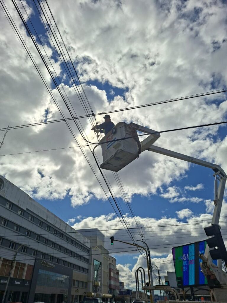 b8b34c6075bbaa7aebb7009d93150814_XL