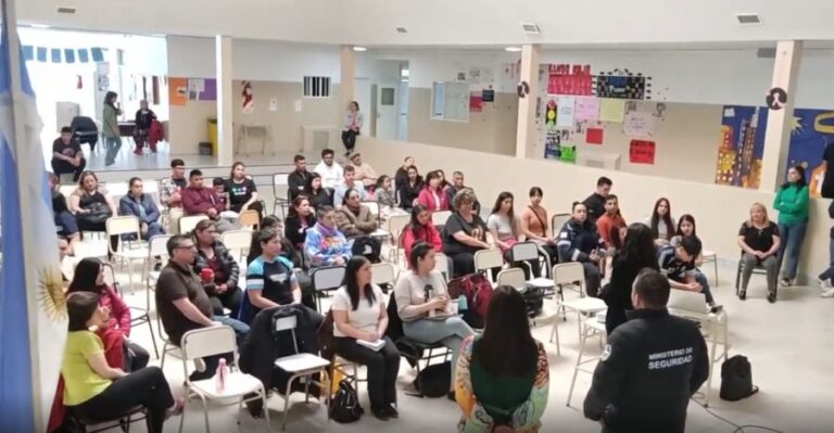 bae9eef0c4e64a69007d07b935dd540e_XL