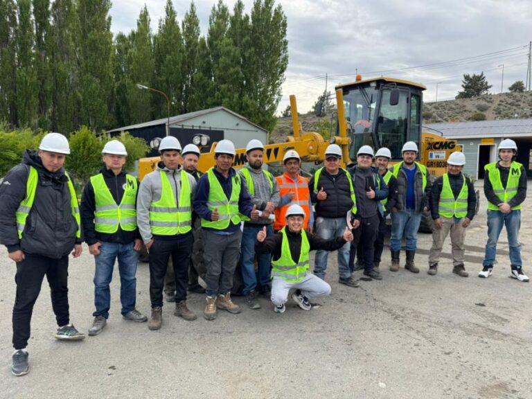 ea5f2786e7ba81c649efca9b3c61aadf_XL