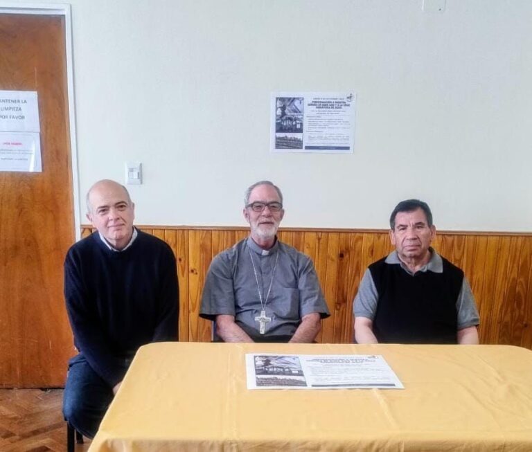 f60c77cb4c48326aaa6657d7f9167bc7_XL