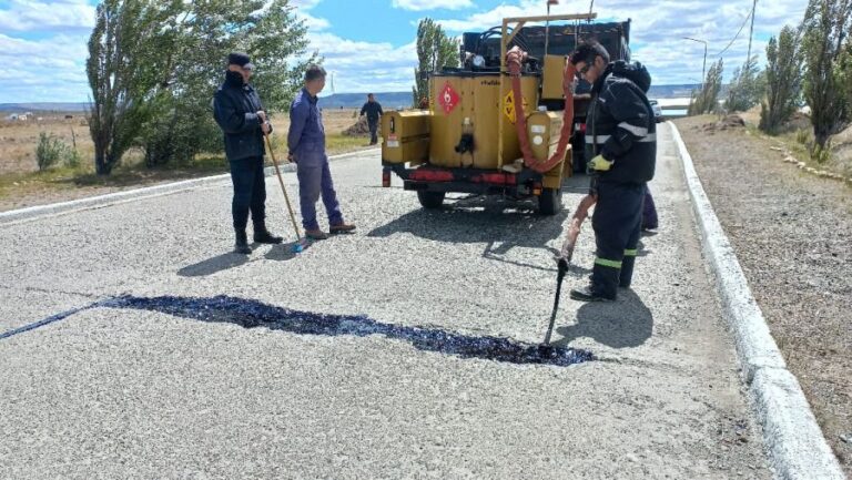 1a605095d6ef5f88d6e052f3f870f900_XL