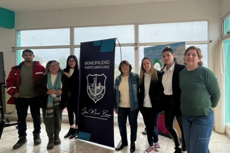 4d83d6a931d71ba3c8f6d2799b6059ce_XL