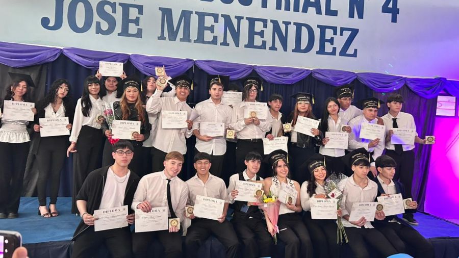 6847f3d56ce078aba45aa5428e16e9a2_XL