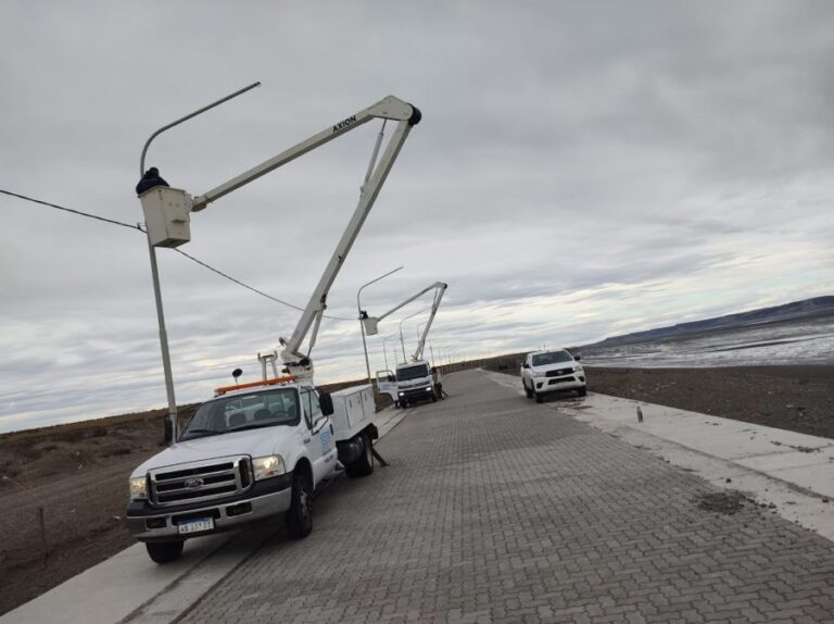 3885b4b11dfb87385d4297552b208453_XL