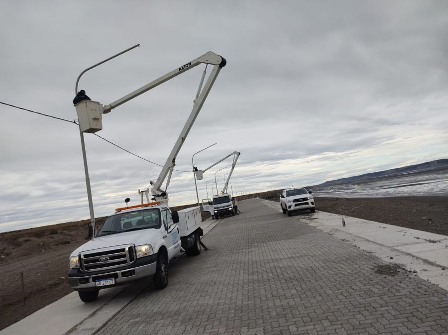 3885b4b11dfb87385d4297552b208453_XL