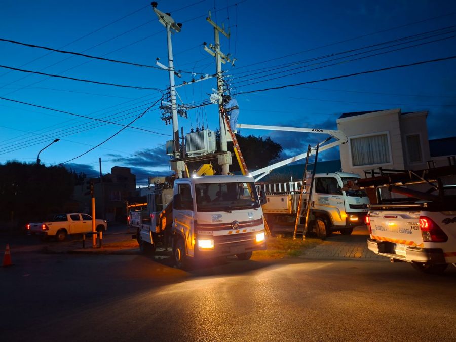 9eeea313d5840265f8e3e642bc96cc71_XL